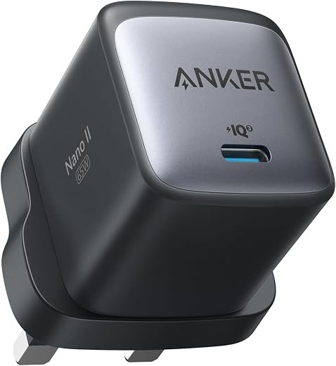 مراجعة Anker Nano II 65W GaN PPS: الشاحن USB-C الصغير والسريع لـ MacBook وiPhone وGalaxy